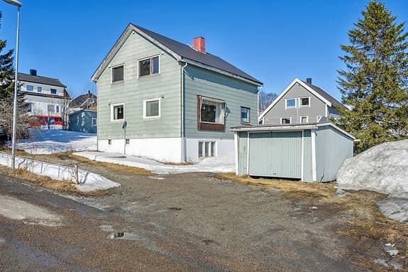 Stakkevollvegen 374, 9019 Tromsø