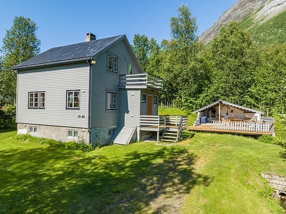 Sjursnesvegen 1546, 9030 Sjursnes