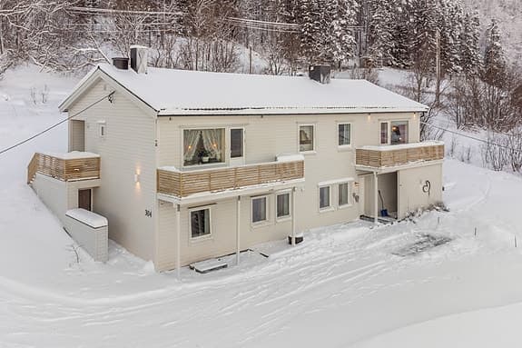 Brøstadveien 304, 9311 Brøstadbotn