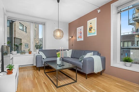 Delikat & moderne 3-roms hjørneleilighet i 2. etasje | Ingen dok.avg. eller fellesgjeld | Alt inkl. i felleskost | Heis