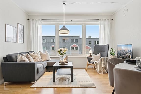 BUD MOTTATT - Romslig 3-roms i 3. etasje. Sentral beliggenhet på Frydenlund