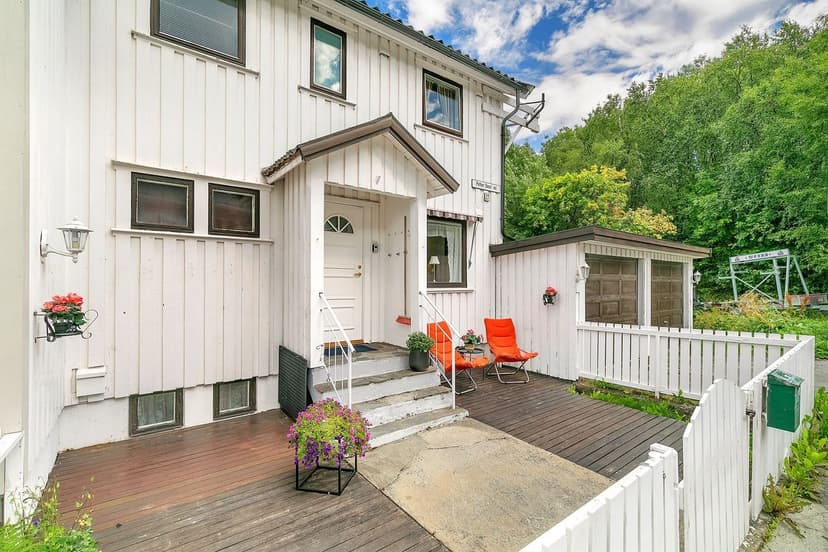 Petter Dass vei 27, 8517 Narvik